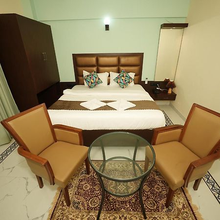 Saikiran Hotel Mapusa Luaran gambar
